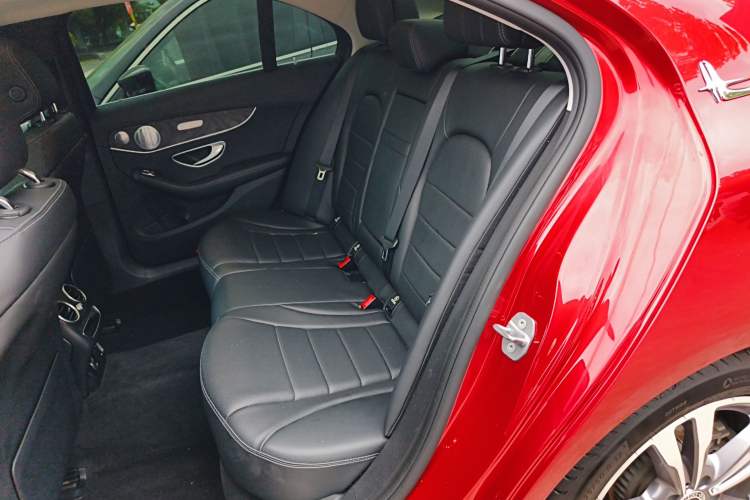 Used Mercedes-Benz C-Class 2021 C 200 L Fashion Edition Sport Version Left Rear Seat