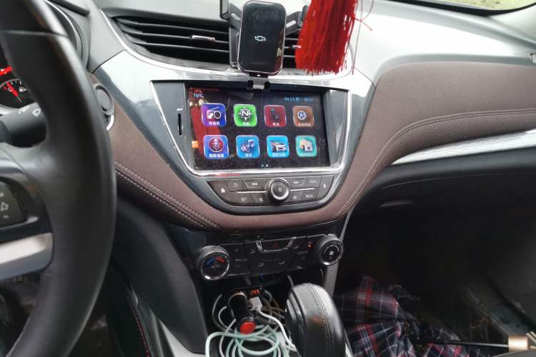 Used Chevrolet Malibu 2016 2.0L Automatic Luxury Edition Audio And AC Panel