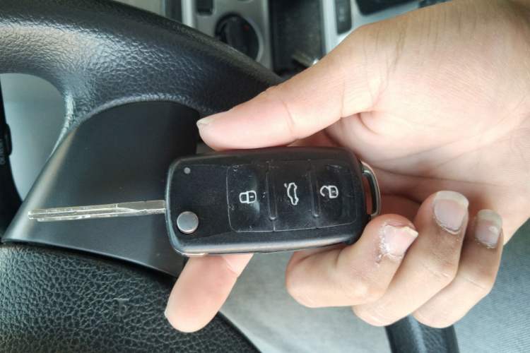 Used Volkswagen Lavida 2015 1.6L Automatic Fashion Edition
