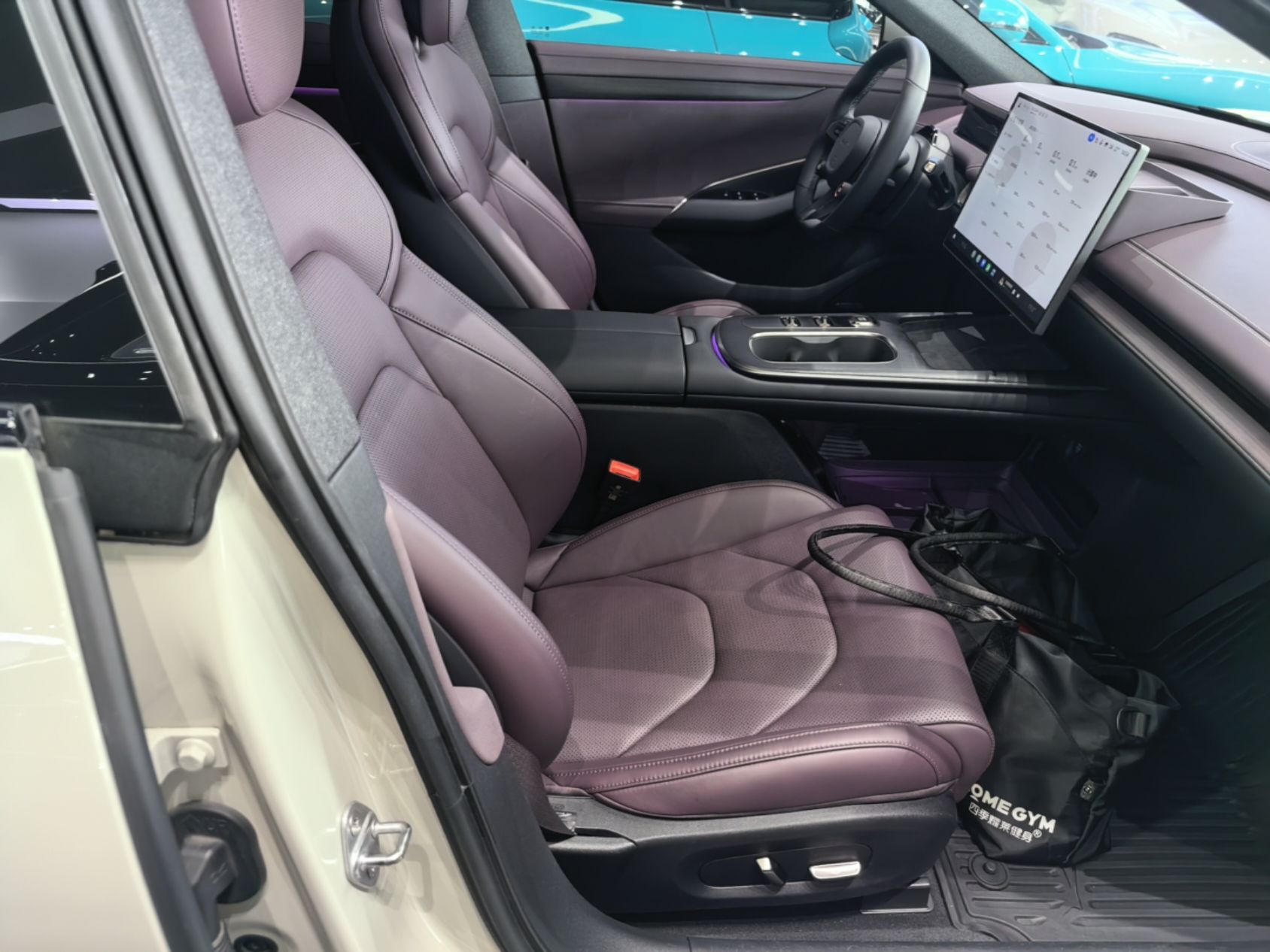 Xiaomi Auto SU7 2024 Rear-Drive Long-Range Intelligent Driving Version — снимка 19