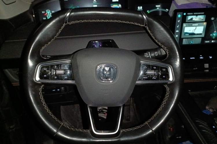 Used CHANGAN UNI-K 2021 2.0T All-Wheel Drive Prestige Version