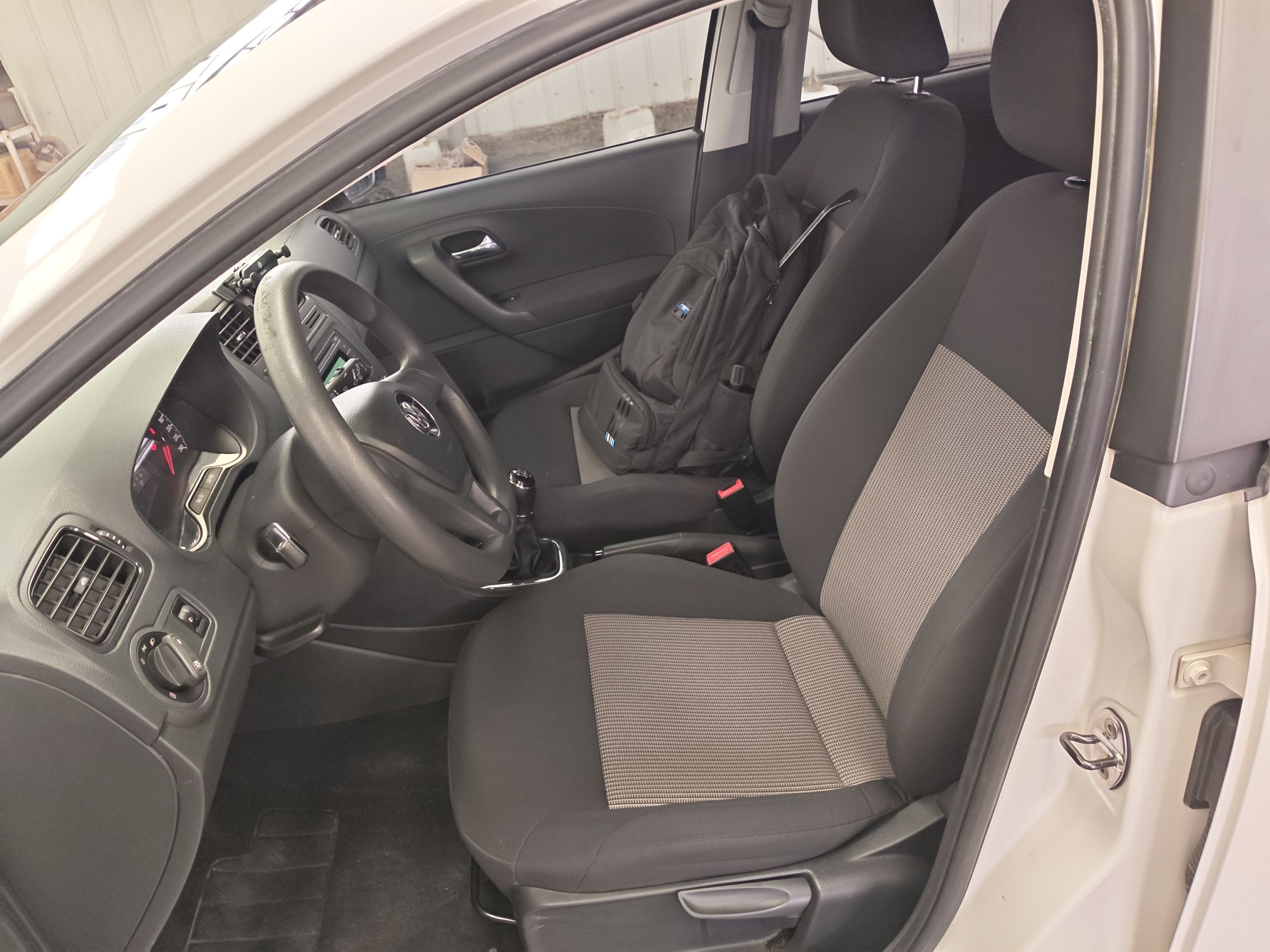 Interior delantero