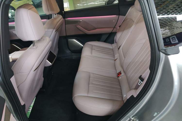 Used ONVO L60 2024 60 kWh Rear-Drive Version