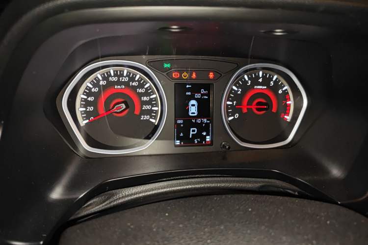 Used Soueast DX3 2016 1.5T SRG CVT Flagship Edition Odometer Close Up