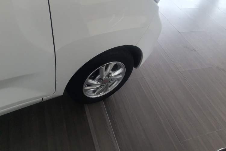 Used Wuling Hongguang MINIEV 2020 Enjoyment Model Lithium Iron Phosphate Right Rear Wheel Hub
