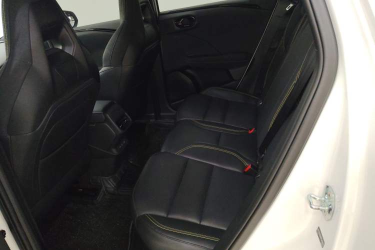 Used Lynk & Co 06 2025 Renew 1.5T Pro
