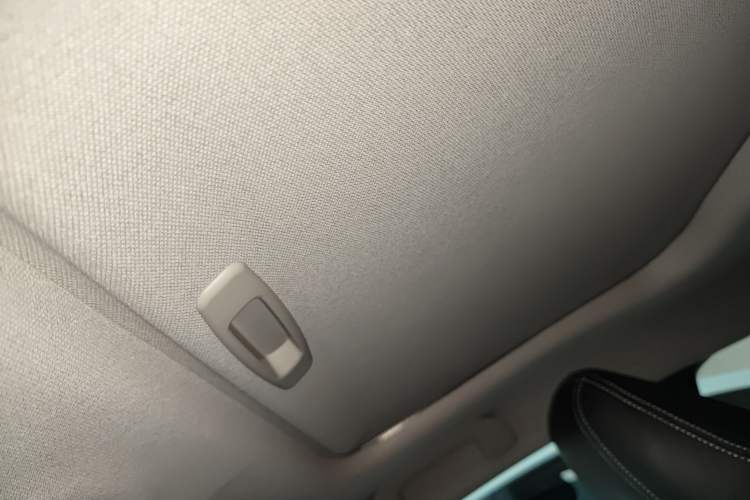 Used Toyota IZOA 2021 2.0L Enjoy Edition