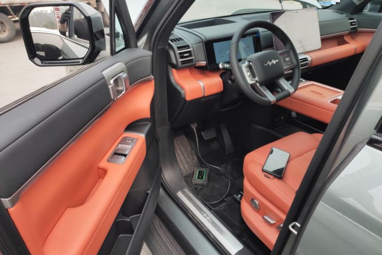 Used Formula Leopard Tai 7 2025 Model 200 km Two-Wheel Drive Max Edition
