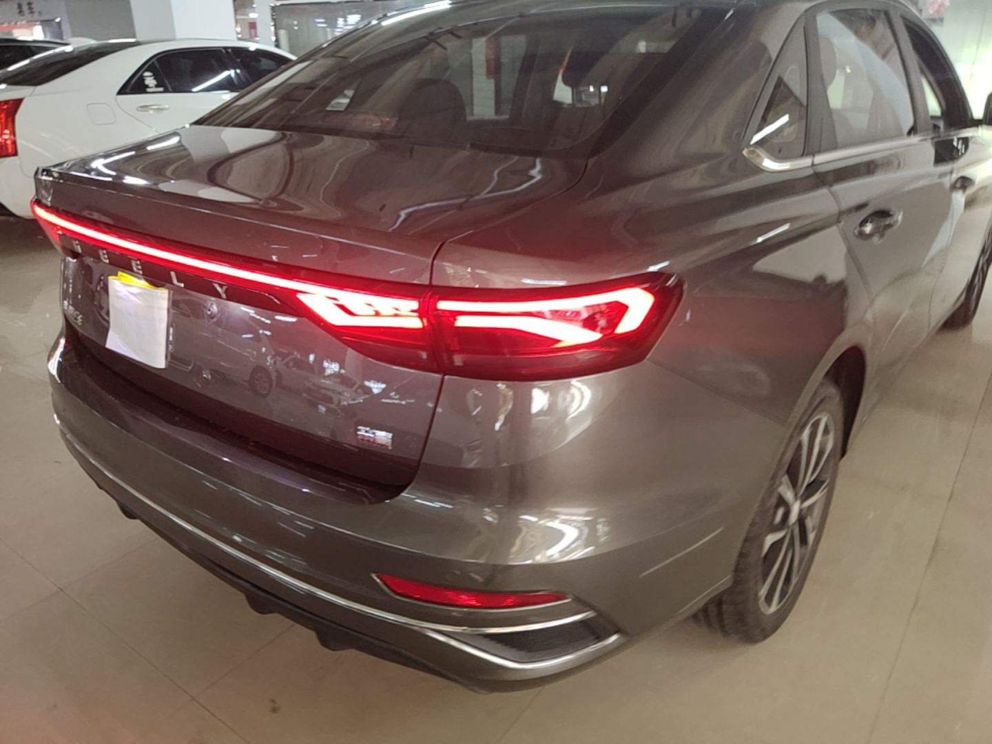Geely Auto Emgrand 2025 4th Generation 1.5L CVT Luxury Version — снимка 9