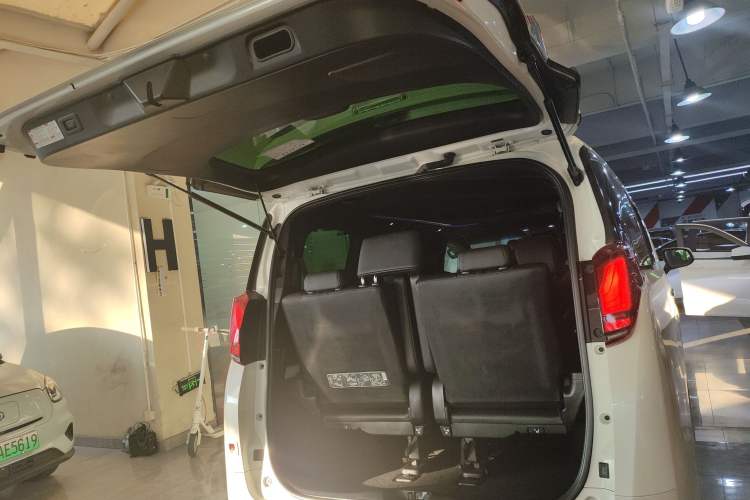 Used Toyota Alphard 2021 Dual-Engine 2.5L Prestige Edition