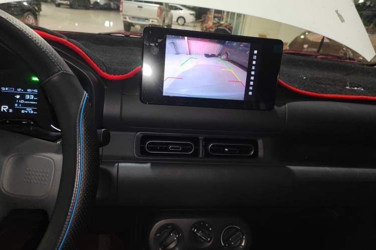 Used Wuling Hongguang New Energy 2024 All-Electric Model 300KM Standard Version
