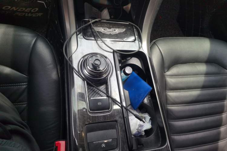 Used Ford Mondeo 2017 EcoBoost 180 Stylish Model Gear Lever