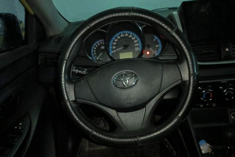 Used Toyota YARiS L Zhi Xuan 2016 Revised 1.5E CVT Charming Edition