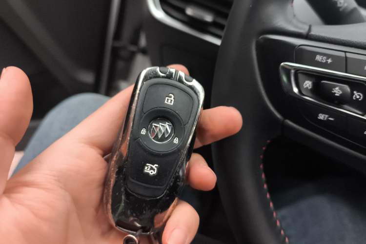 Used Buick Verano 2023 Pro GS Hunter Wind Edition
