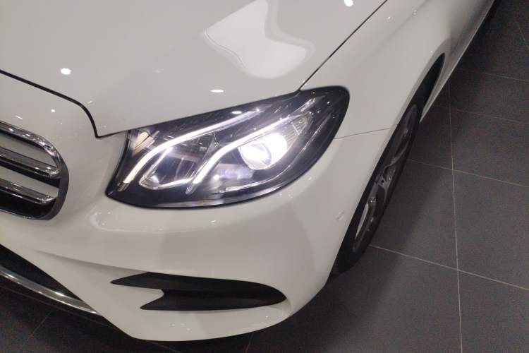 Used Mercedes-Benz E-Class 2019 E 200 L Sport 4MATIC