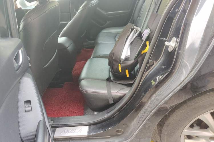 Used Mazda 3 Axela 2014 Sedan 1.5L Manual Comfort Model Left Rear Seat