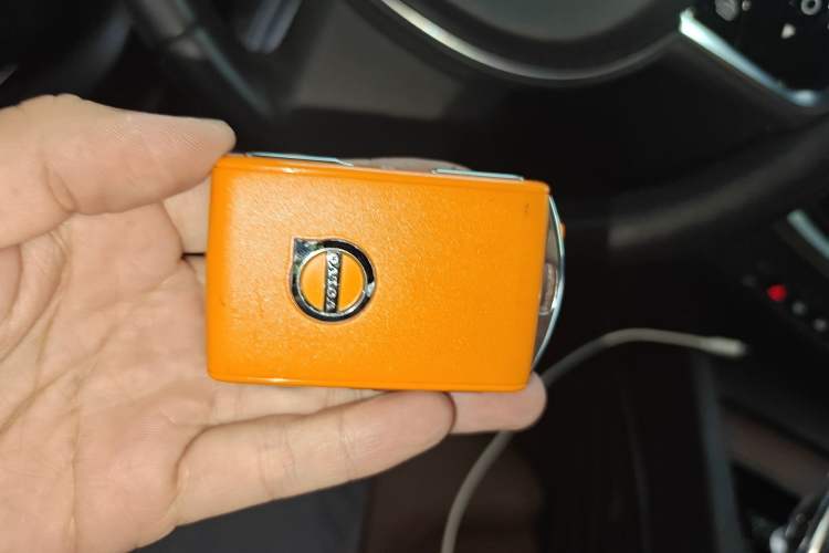 Used Volvo S60 2022 B4 Zhiyuan Luxury Edition Vehicle Key