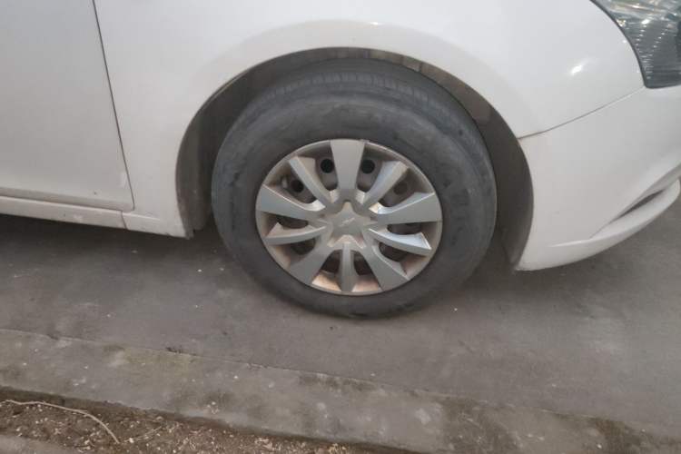 Used Chevrolet Cruze 2015 1.5L Classic SL MT