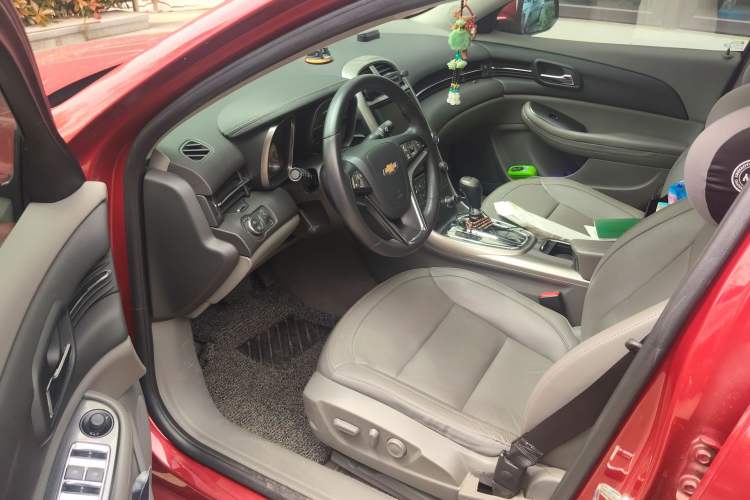 Used Chevrolet Malibu 2014 2.0L Automatic Luxury Edition Driver Seat