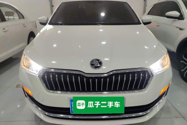 Used Skoda Rapid 2020 1.5L Automatic Comfort Edition
