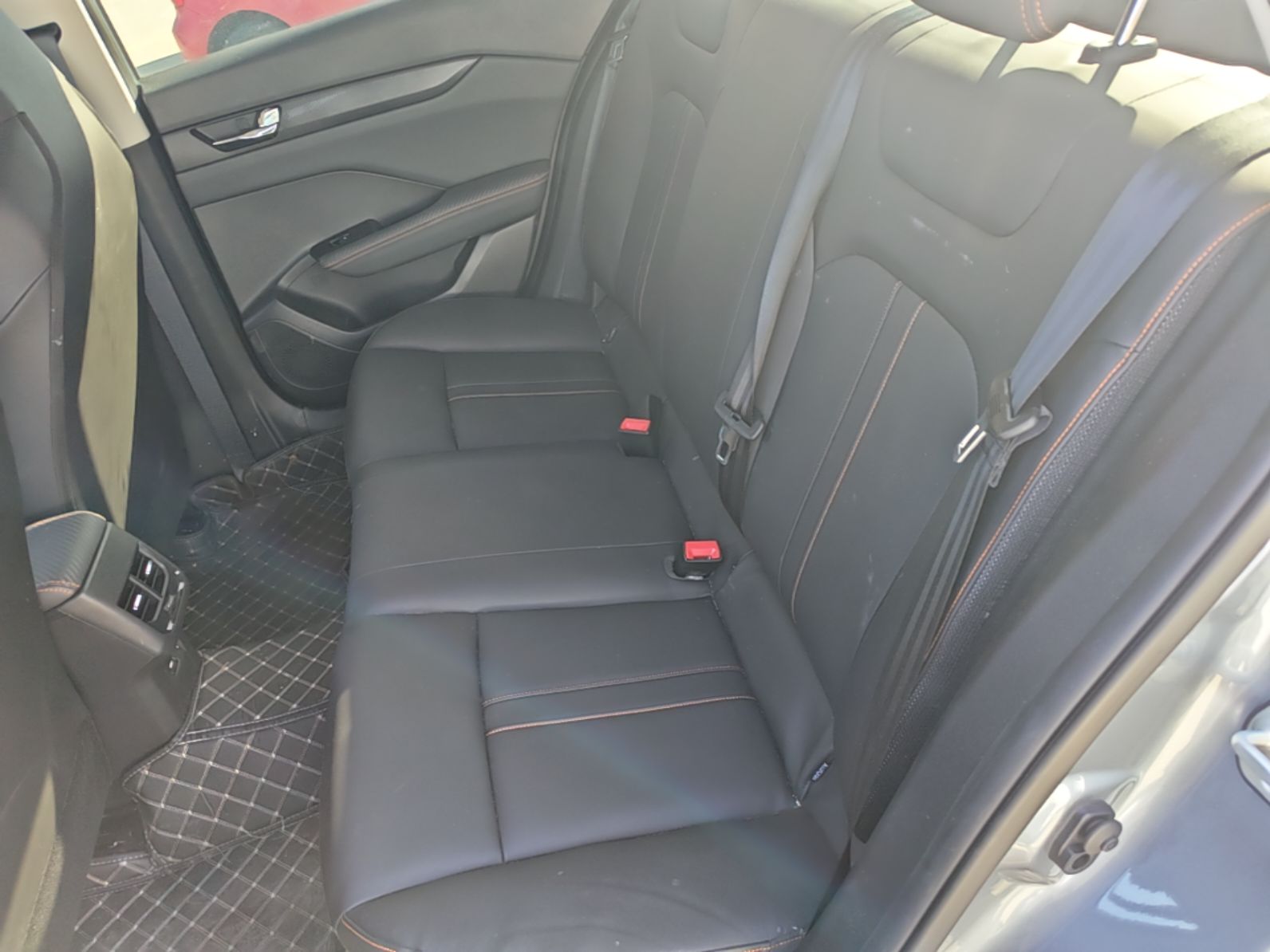 Dongfeng Aeolus Yixuan 2026 1.5L Automatic Luxury Edition — снимка 20