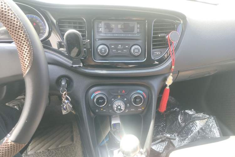 Used Fiat Viaggio 2015 1.4T Manual Jingxiang Edition
