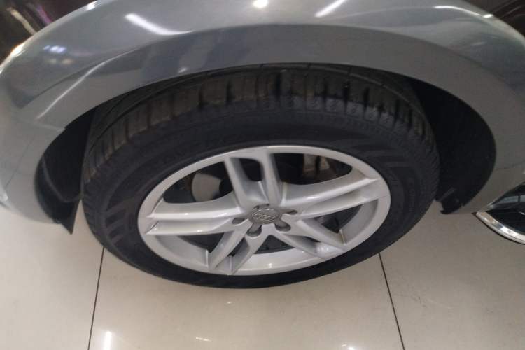 Used Audi Q5 2017 Plus 40 TFSI Technology Model
