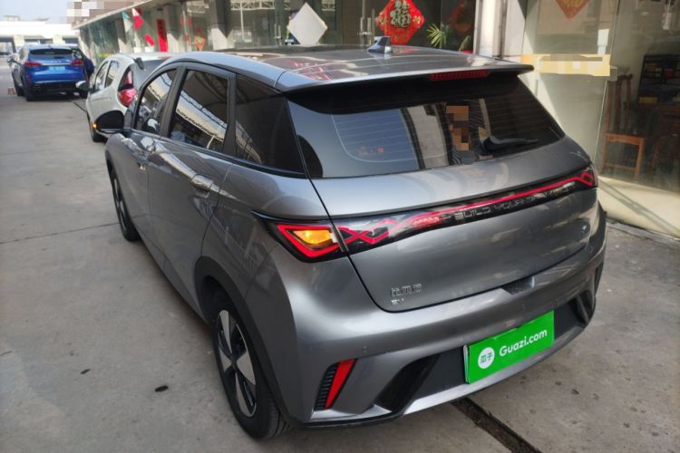 Used BYD Dolphin 2023 420 km Fashion Edition
