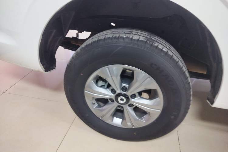 Used Great Wall Poer 2023 2.0T Commercial Version Automatic Gasoline 4x4 Elite Long-Box GW4C20B
