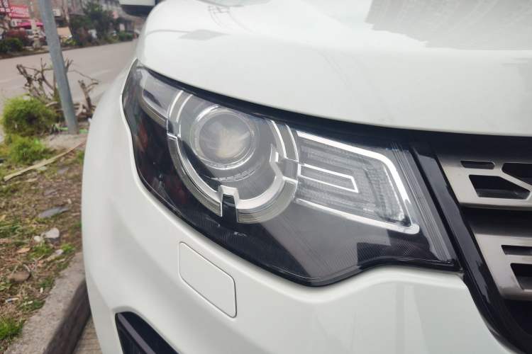 Used Land Rover Discovery Sport 2016 2.0T SE
