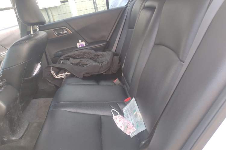 Used Honda Accord 2015 2.0L LX Comfort Edition