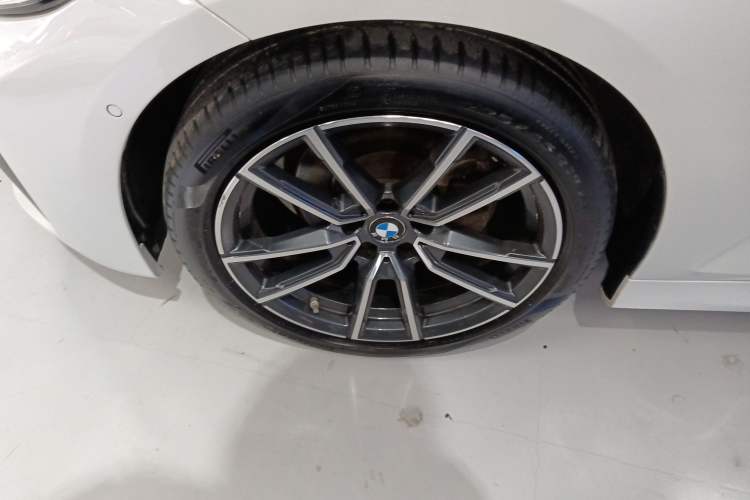 Used BMW 3 Series 2021 Restyled 325Li M Sport Package
