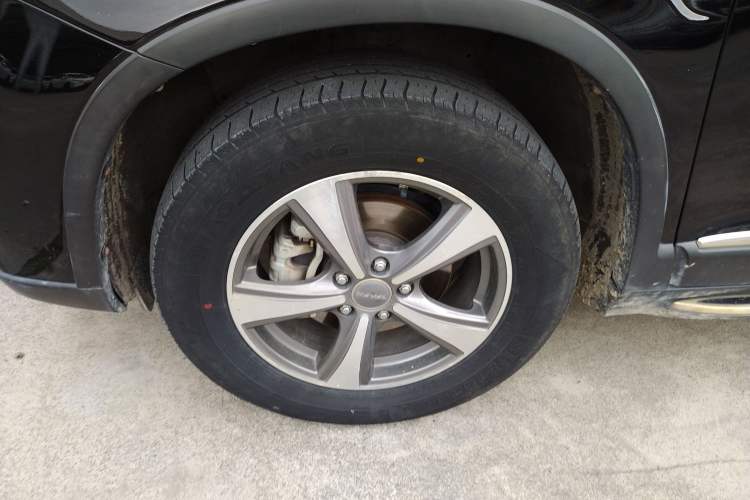 Used Haval H6 2015 Revised Version Sport Edition 1.5T Manual Transmission Two-Wheel Drive Elite Grade
