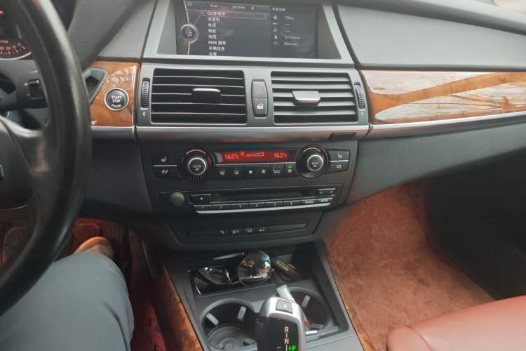 Used BMW X5 2013 xDrive35i U.S. specification Audio And AC Panel