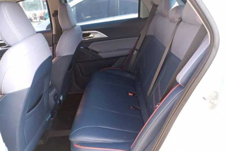 Used Geometry E Firefly 2023 320KM Cute & Handsome Tiger 5 Seats
