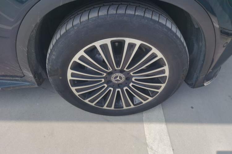 Used Mercedes-Benz GLC 2019 GLC 260 L 4MATIC Dynamic Model Right Front Wheel Hub