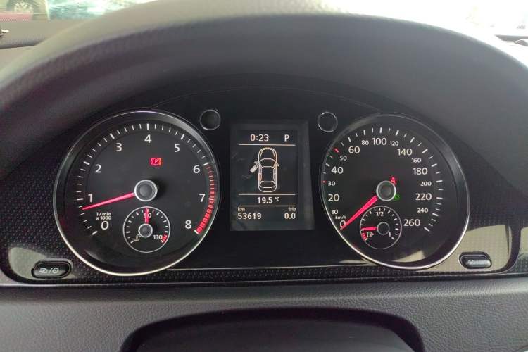 Used Volkswagen Magotan 2013 1.8TSI Luxury Model Instrument Cluster