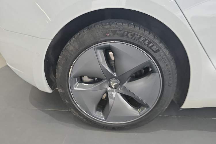 Used Tesla Model 3 2020 Revised Version Standard Range Rear-Wheel Drive – Upgraded Edition
