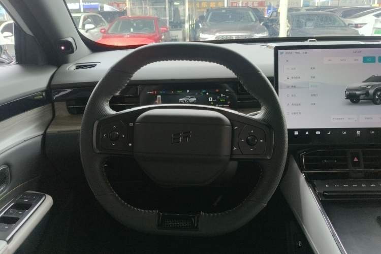 Used JETOUR Shanhai L6 2024 1.5TD DHT ULTRA Steering Wheel