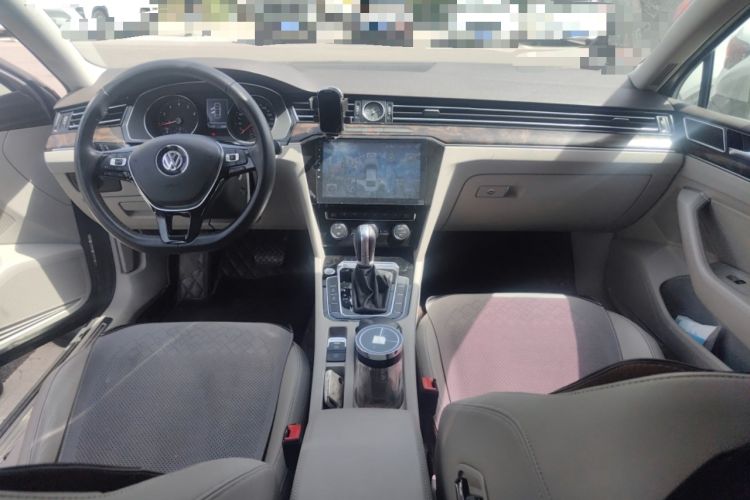 Used Volkswagen Magotan 2017 330TSI DSG Luxury Model