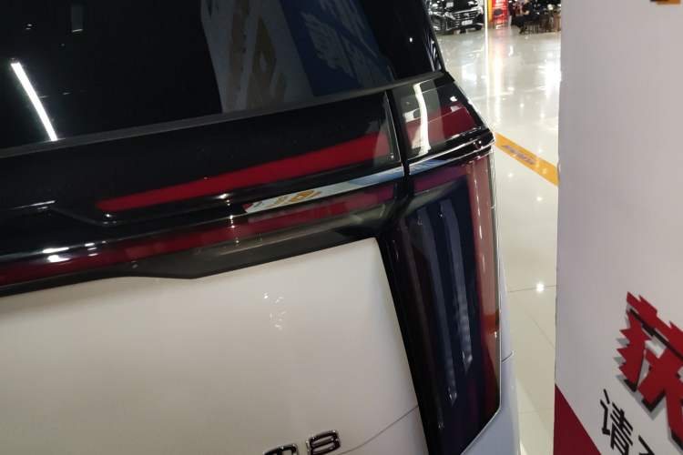 Used GAC Trumpchi M8 2023 Zongshi Series 400T Flagship Edition
