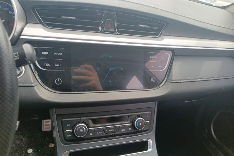 Used Geely Auto Vision S1 2018 1.5L Manual Fong Chi Model Audio And AC Panel