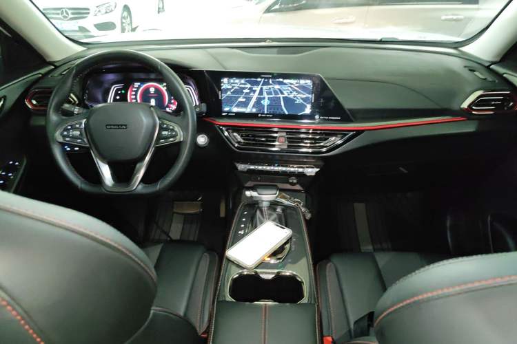 Used CHANGAN OSHAN X5 2021 1.5T DCT Flagship Edition Center Console