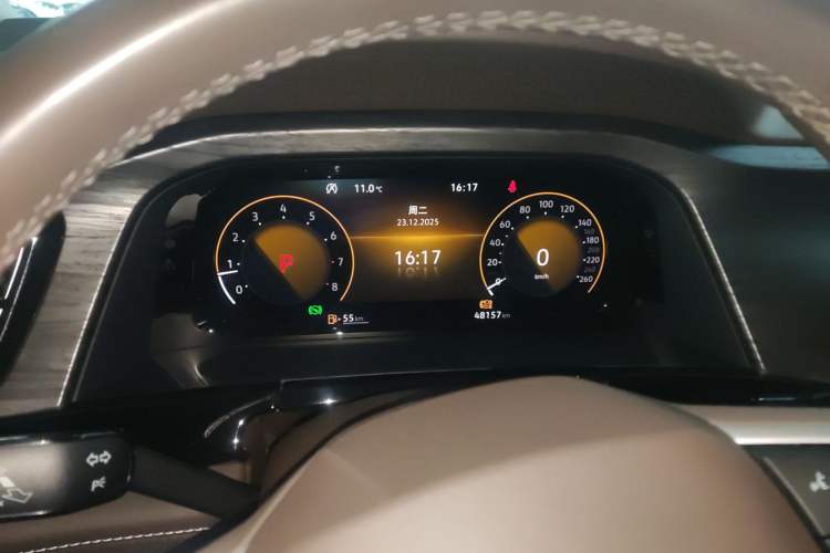 Used Volkswagen Viloran 2023 380TSI Luxury Edition
