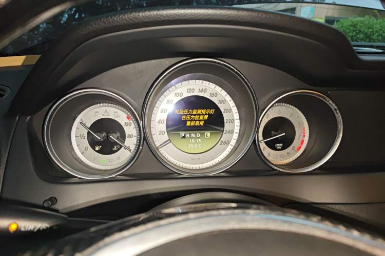 Used Mercedes-Benz C-Class 2011 C 200 CGI Fashion Model Instrument Cluster