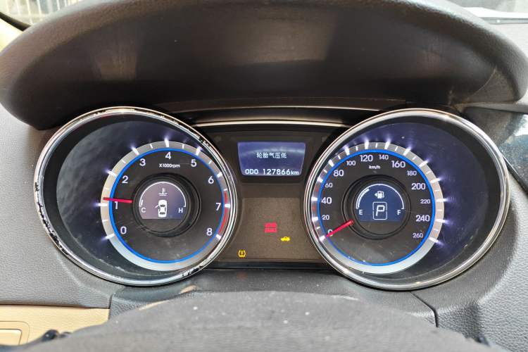 Used Hyundai Sonata 2015 Classic 2.0L Automatic Leading Edition