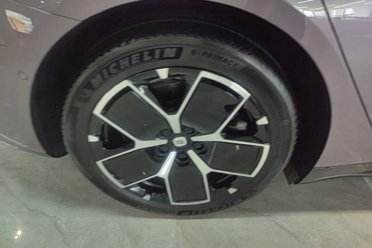 Used Xiaomi Auto SU7 2024 Rear-Drive Ultra-Long Range Advanced Pro-Level Intelligent Driving Version