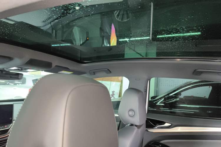 Used Volkswagen ID.4 CROZZ 2022 Long-Range Lite PRO Edition Headliner