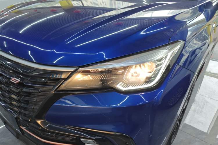 Used Changan CS85 COUPE 2021 1.5T DCT Elite Edition
