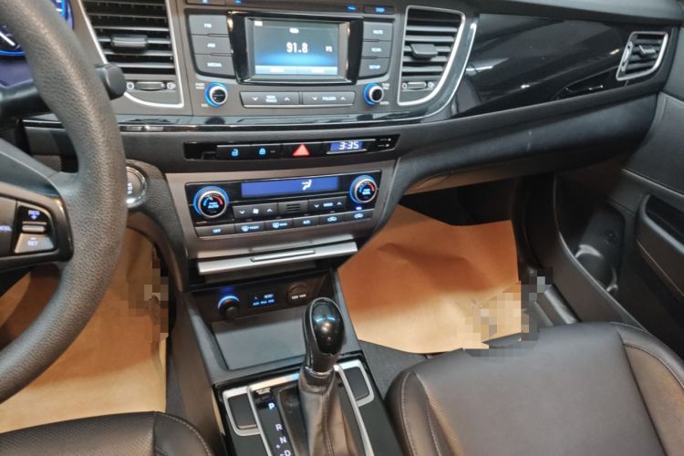 Used Hyundai Mistra 2014 1.8L Automatic Smart GLS Audio And AC Panel